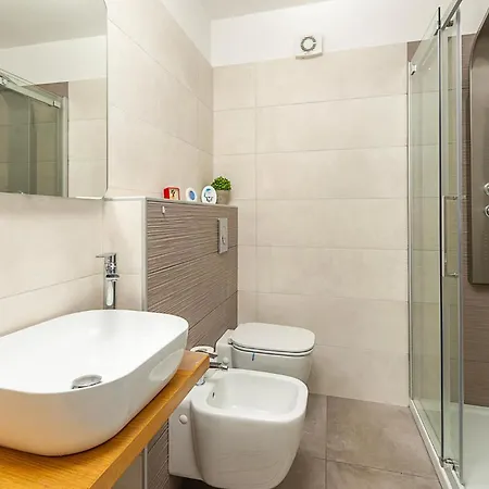 Awesome In With Kitchen * لابين